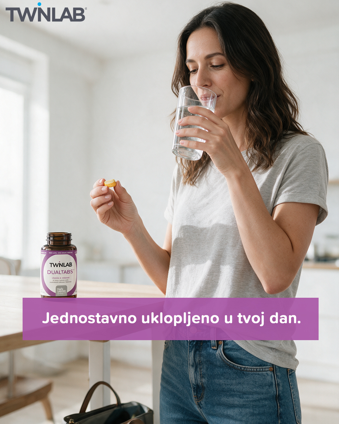 Vitamini i minerali važan su dio uravnotežene prehrane, a Twinlab DualTabs osmišljen je kao praktična nadopuna svakodnevnom unosu nutrijenata.
✨ Što ga čini posebnim?
🌿 13 vitamina i 11 minerala – široka kombinacija važnih mikronutrijenata u jednoj tableti.
🔬 Dvoslojna formula – vitamini i minerali smješteni su u odvojene slojeve, a vitamini su formulirani za postupno oslobađanje.
🍒 Biljna baza – formula sadrži ekstrakte acerole i šipka te bioflavonoide citrusa.
🌱 Dodatak enzima – sastav uključuje bromelain i papain.
Praktično pakiranje sa 60 tableta i preporučenom dnevnom dozom od jedne tablete jednostavno se uklapa u svakodnevnu rutinu. 🤍
Odabir dodataka prehrani počinje upoznavanjem vlastitih potreba i pažljivim čitanjem deklaracije.
Twinlab DualTabs – promišljena kombinacija za tvoju svakodnevicu. 🌿
#twinlabhrvatska #dualtabs #vitaminiiminerali #multivitamini #dodaciprehrani #zdravenavike #farmexhrvatska